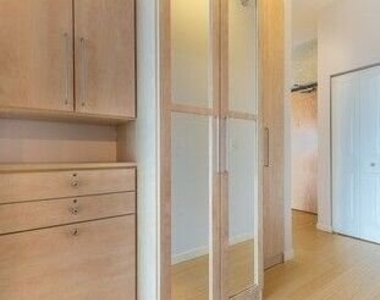 1845 S Michigan Avenue - Photo Thumbnail 10