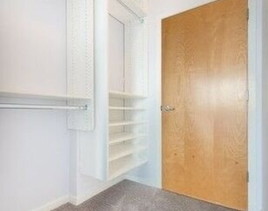 1845 S Michigan Avenue - Photo Thumbnail 11