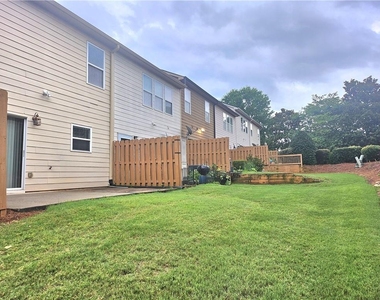 2712 Beynon Lane - Photo Thumbnail 21
