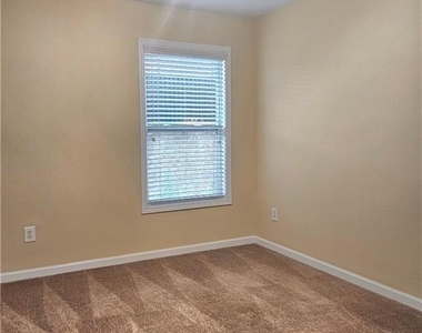 2712 Beynon Lane - Photo Thumbnail 16