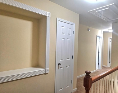 2712 Beynon Lane - Photo Thumbnail 8