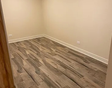 3019 S Normal Avenue - Photo Thumbnail 7