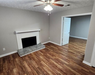 2305 Wilkins Cove - Photo Thumbnail 10