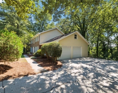 3761 Ridge Road Se - Photo Thumbnail 1