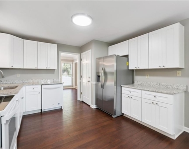 3761 Ridge Road Se - Photo Thumbnail 8
