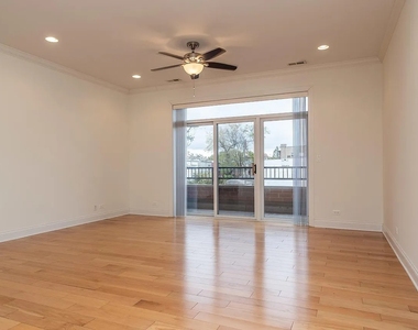 2352 W Byron Street - Photo Thumbnail 5