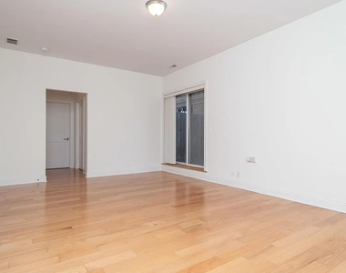 2352 W Byron Street - Photo Thumbnail 9