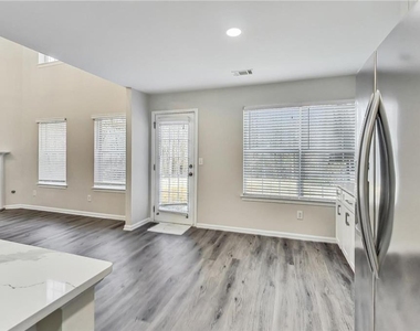 4262 Defoors Farm Trail - Photo Thumbnail 15