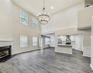 4262 Defoors Farm Trail - Photo Thumbnail 17