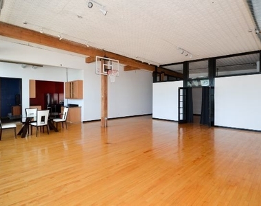 2412 W North Avenue - Photo Thumbnail 6