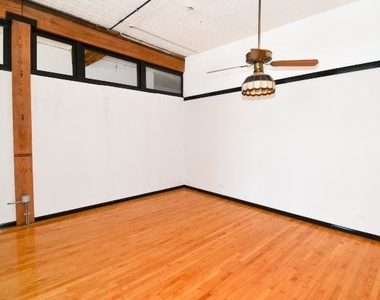 2412 W North Avenue - Photo Thumbnail 13