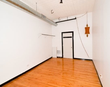 2412 W North Avenue - Photo Thumbnail 15