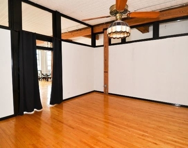 2412 W North Avenue - Photo Thumbnail 10