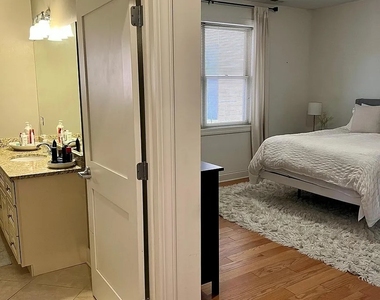 2352 W Byron Street - Photo Thumbnail 23