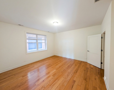 2352 W Byron Street - Photo Thumbnail 18