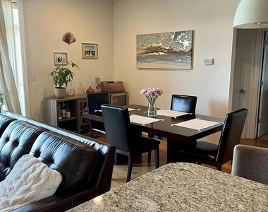 2352 W Byron Street - Photo Thumbnail 9