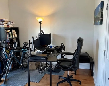 2352 W Byron Street - Photo Thumbnail 14