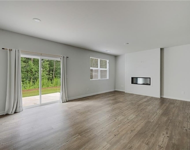 5141 Sidney Square Drive - Photo Thumbnail 21