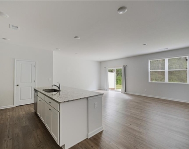 5141 Sidney Square Drive - Photo Thumbnail 9