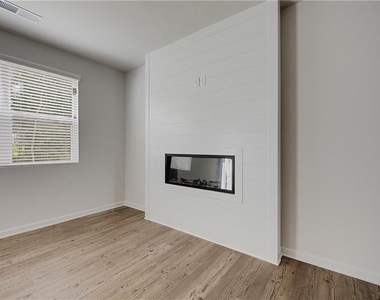 5141 Sidney Square Drive - Photo Thumbnail 24