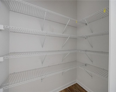 5141 Sidney Square Drive - Photo Thumbnail 39
