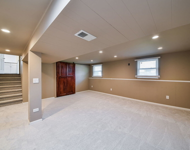 36 Robin Hill Drive - Photo Thumbnail 11