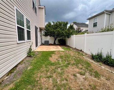 247 Hiawassee Drive - Photo Thumbnail 6