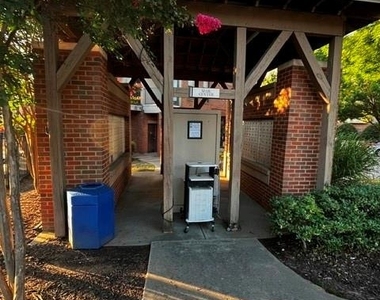 898 Oak Street Sw - Photo Thumbnail 28