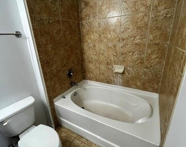 898 Oak Street Sw - Photo Thumbnail 26