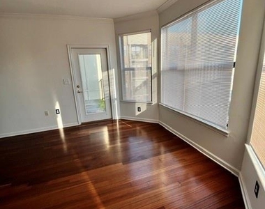 898 Oak Street Sw - Photo Thumbnail 16