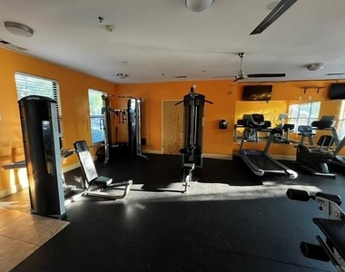 898 Oak Street Sw - Photo Thumbnail 30