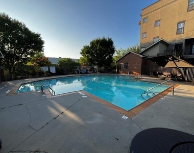 898 Oak Street Sw - Photo Thumbnail 31