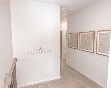 144 Madison Bend - Photo Thumbnail 20