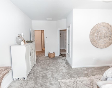 144 Madison Bend - Photo Thumbnail 31