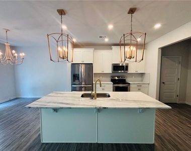 144 Madison Bend - Photo Thumbnail 44