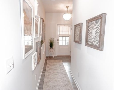 144 Madison Bend - Photo Thumbnail 17