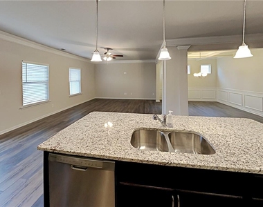 14 Mercer Lane - Photo Thumbnail 6