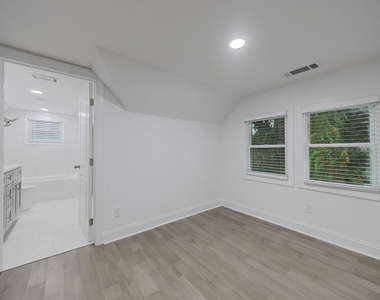 593 Lynnhaven Drive Sw - Photo Thumbnail 24