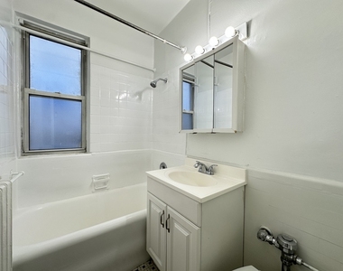434 W Wellington Avenue - Photo Thumbnail 16