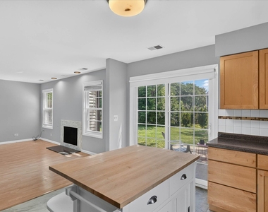 901 Ashford Lane - Photo Thumbnail 15