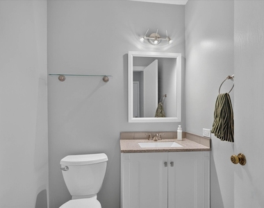 901 Ashford Lane - Photo Thumbnail 33