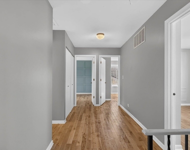 901 Ashford Lane - Photo Thumbnail 20