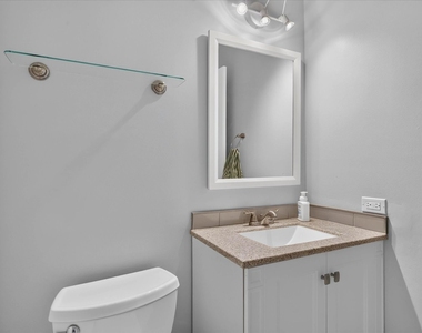 901 Ashford Lane - Photo Thumbnail 23