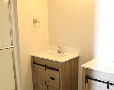 954 Downing Drive - Photo Thumbnail 24