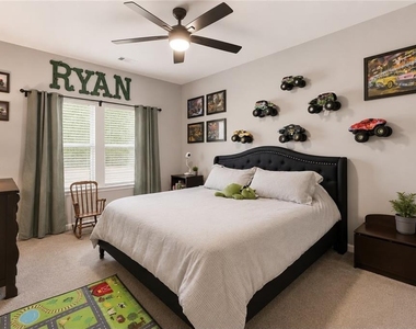 201 Cades Court - Photo Thumbnail 14