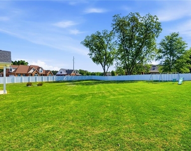 201 Cades Court - Photo Thumbnail 28