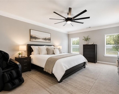 201 Cades Court - Photo Thumbnail 13