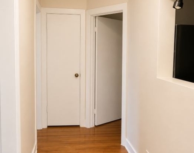 3221 W Division Street - Photo Thumbnail 11