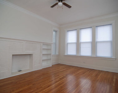 3221 W Division Street - Photo Thumbnail 3