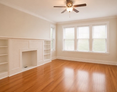 3221 W Division Street - Photo Thumbnail 5